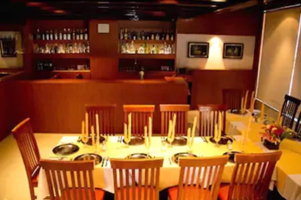 Corinto Hotel Мехіко Екстер'єр фото